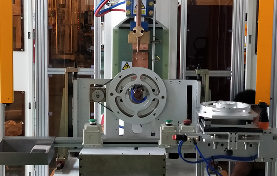 汽車(chē)發(fā)動(dòng)機(jī)抱箍自動(dòng)點(diǎn)焊工作站,單工位卡箍自動(dòng)點(diǎn)焊機(jī)